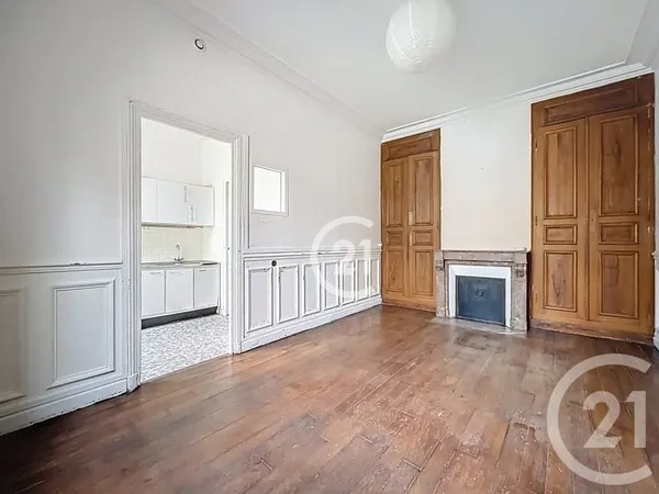 Studio 2 pièces 48 m²