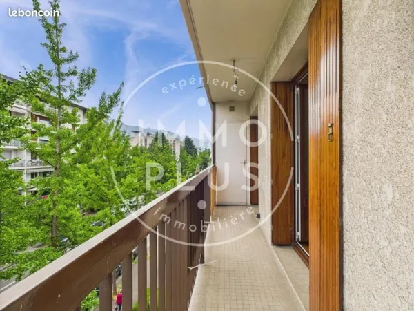 Appartement 3 pièces 92 m²