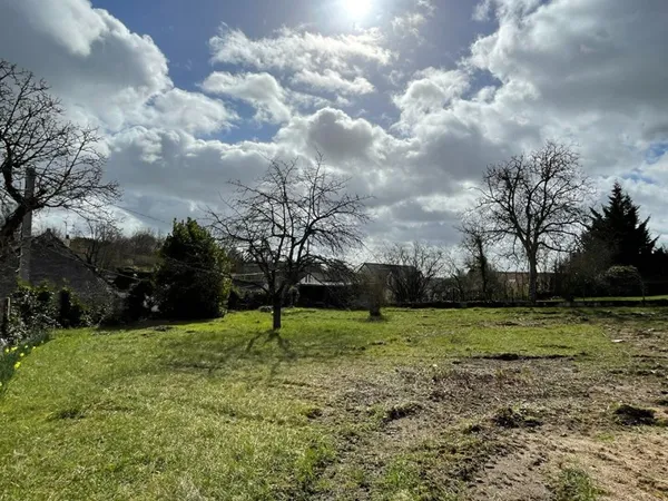 Terrain Montlouis Sur Loire 751 m2