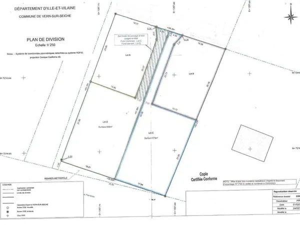 VERN SUR SEICHE - Beau terrain constructible de 598 m² vialbil
