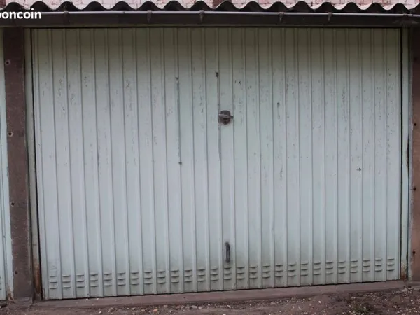 Garage/box à louer