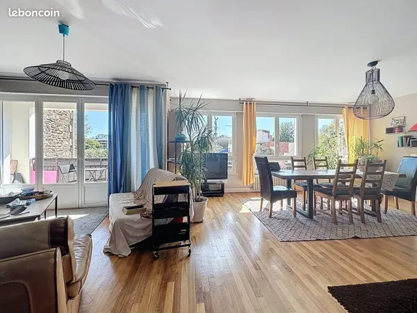 Duplex 8 pièces 173 m²