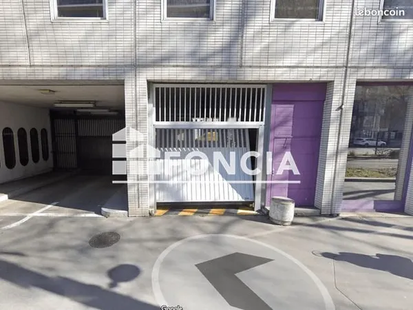 Parking Lyon 03