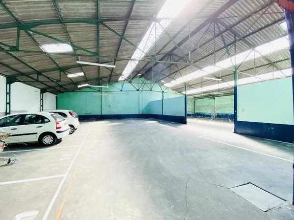 Parking 11 m²
