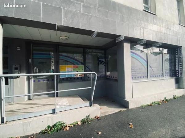 LOCAL COMMERCIAL - 94 m² - PARFAIT POUR ACTIVITÉ BIEN-ÊTRE / ESTHÉTIQUE - HAMMAM