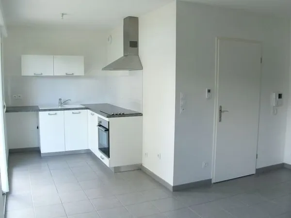 2 PIECES EN DUPLEX - SAINT-DENIS-EN-VAL