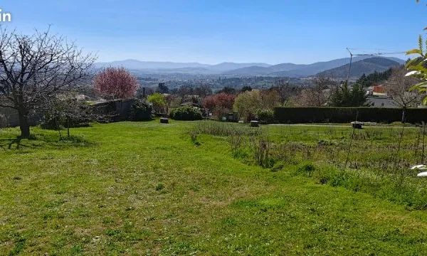 Vends terrain constructible 1083 m2
