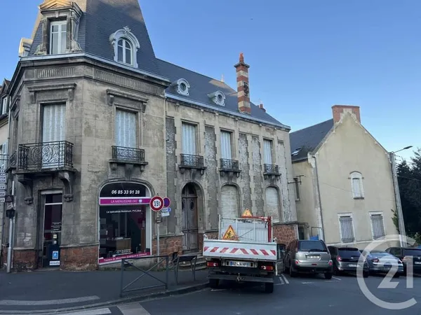 Maison 10 pièces 198 m²