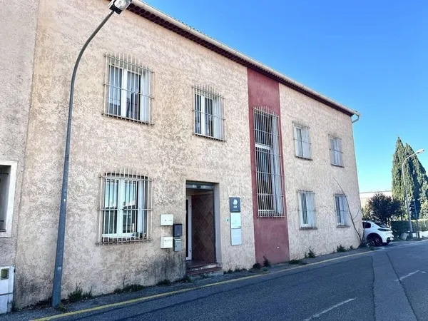 300 m² à Cuers