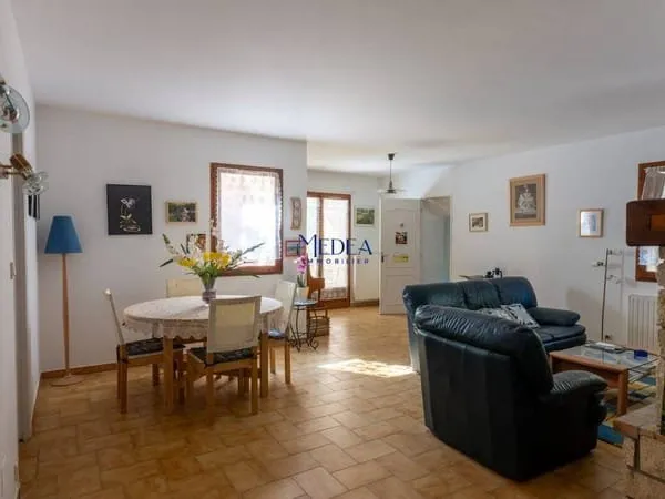 Villa 8 pièces 128 m²