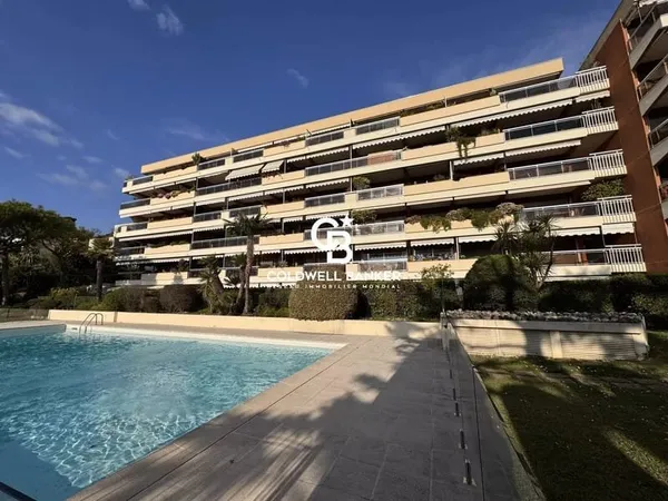 Appartement - Nice Mont Alban - Dernier étage avec terrasse et vue mer