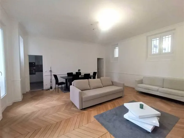 Appartement 2 pièces 80 m²