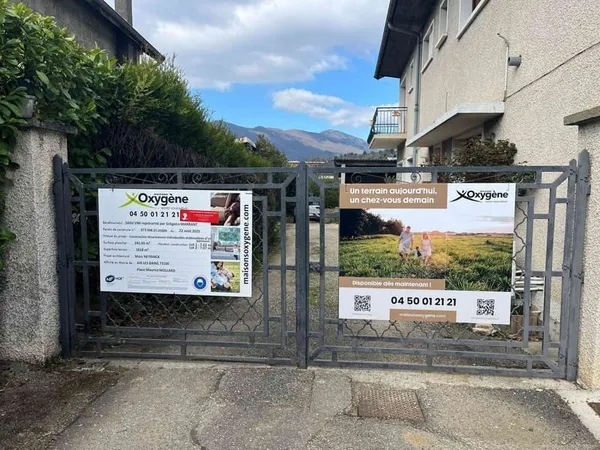 Terrain à bâtir de 1018 m² à AIX-LES-BAINS (73)