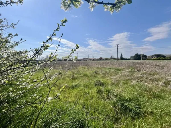 Terrain à bâtir de 0 pièces principales
