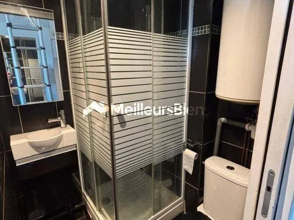 Appartement 1 pièce 9 m²