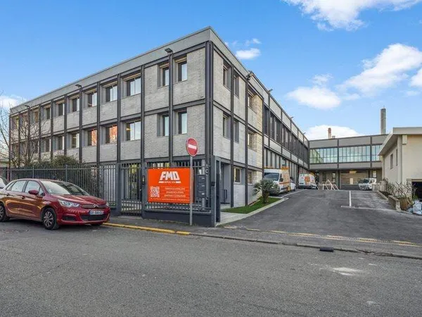 Bureau 468 m²