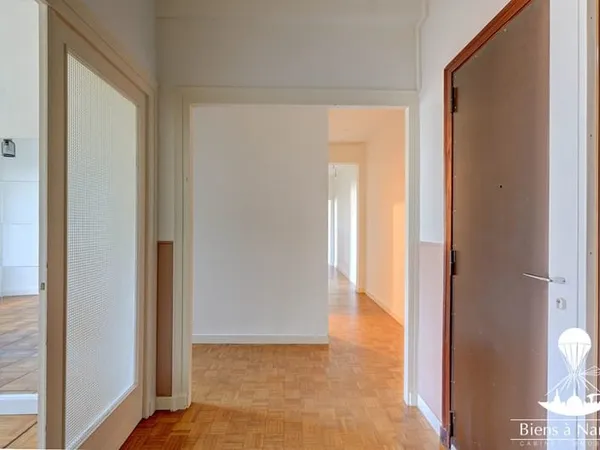 Appartement T3 hypercentre de Nantes, cave et grenier
