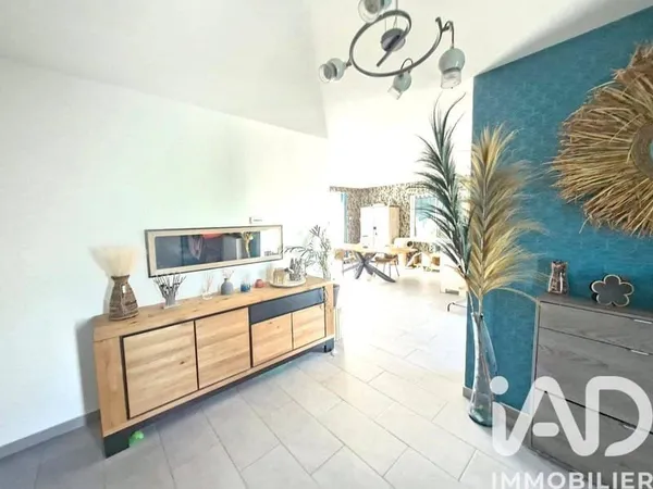 Maison de plain-pied 6 pièces 156 m²