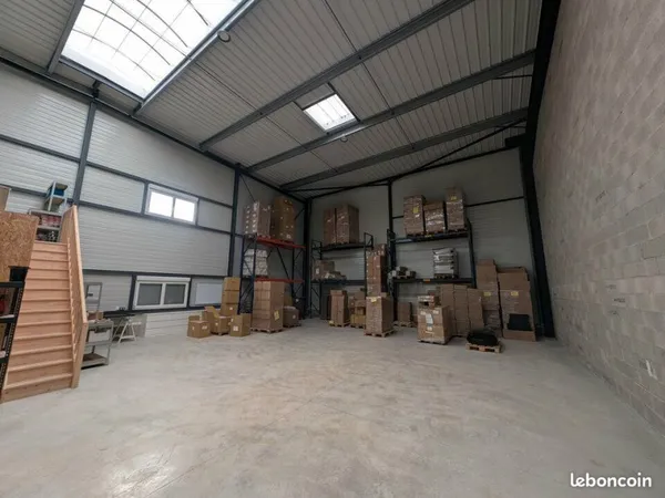 LOCAL D'ACTIVITE 266 m² REIMS