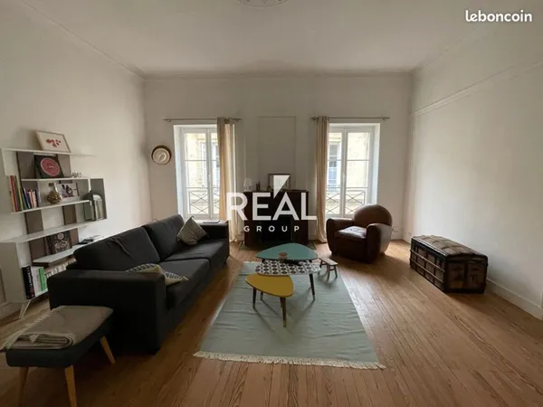 Appartement 5 pièces 161 m²