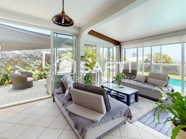Sainte-Suzanne : Bagatelle | Maison 4 chambres avec piscine