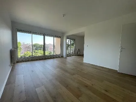 Apt T3/4 + cellier