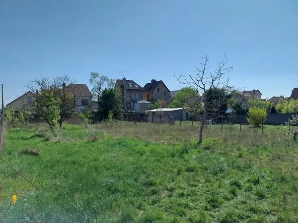 Terrain 400 m²