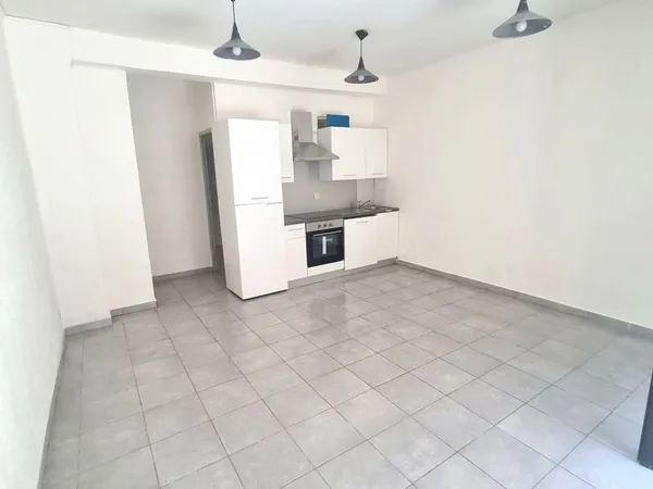 MAISON centre ville 120 m2 /3 appartements (40 m2 x3) BIEN RARE