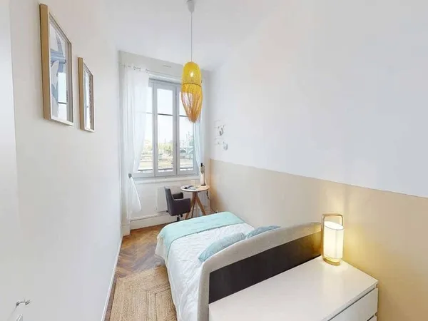 Appartement 4 pièces 130 m²