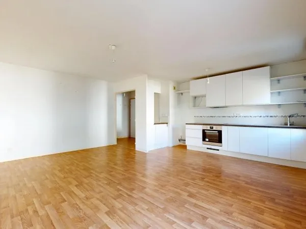Appartement 4 pièces 77 m²