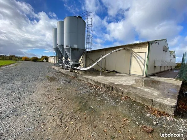 Bien agricole 1193 m² La Baconnière
