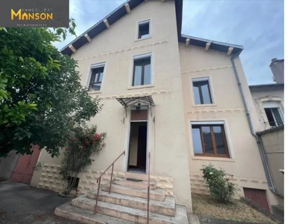 Maison 6 pièces 220 m²