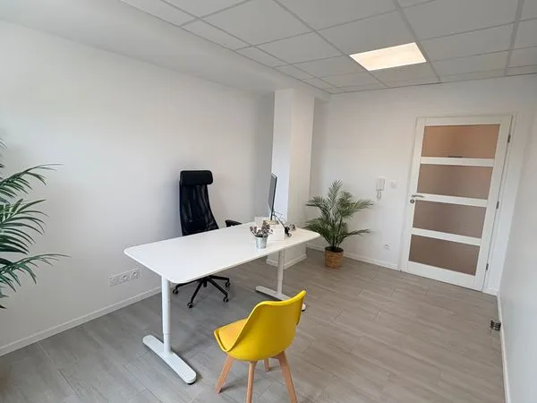 BUREAU 13,50m2 - LA VALETTE DU VAR