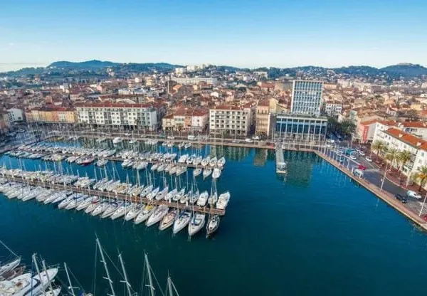 Immeuble 350 m²