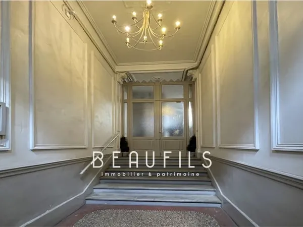 Appartement T4 de 104 m2 avec cave Montpellier Centre