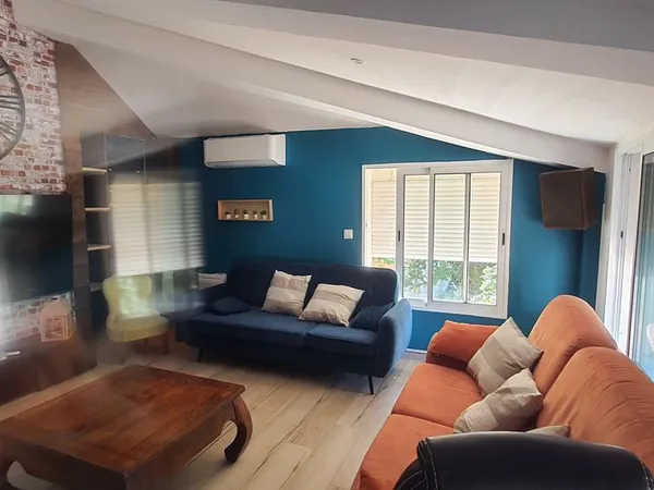 Chambre meublée avec salle d'eau privative + terrasse + parking
