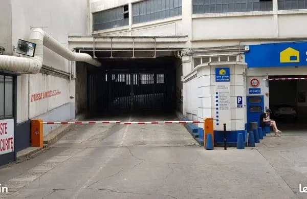 Parking à louer