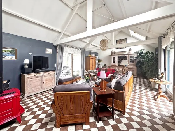 Maison 5 pièces 157 m²