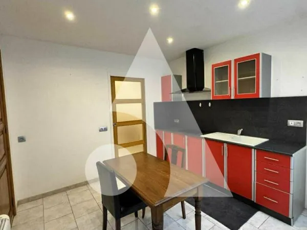 À louer ? Appartement T1 bis au centre historique de Neufchâteau