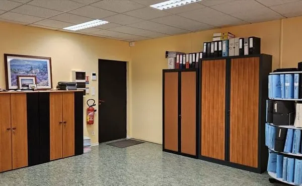 Bureaux 102 m²