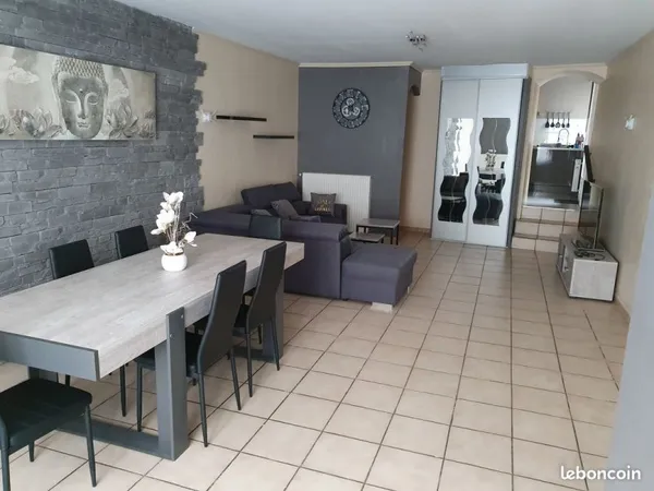 Colocation dans maison de ville