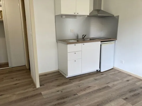 STUDIO BESANCON - 1 pièce(s) - 17 m2