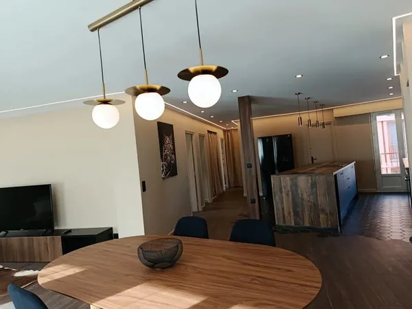 La Londe : Bel Appartement T4 avec cave
