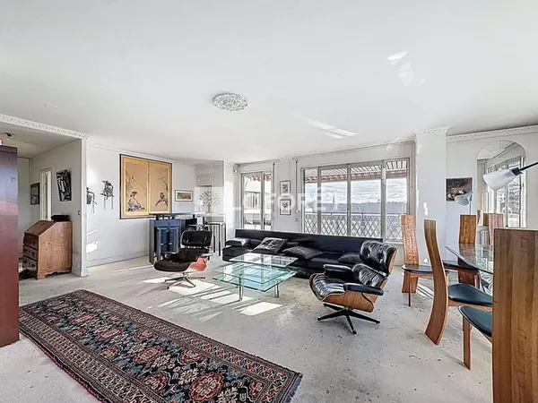 Appartement Suresnes 5 pièce(s) 127.85 m2