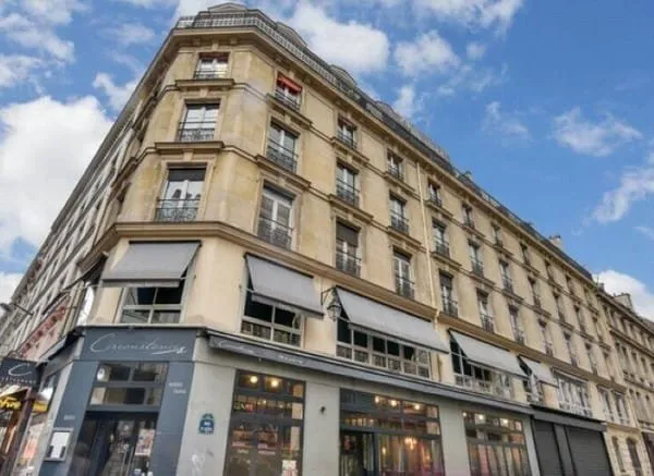 Bureaux 600 m²