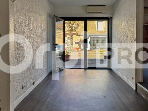 Bureaux 1 pièce 32 m²