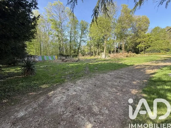 Terrain 1060 m²