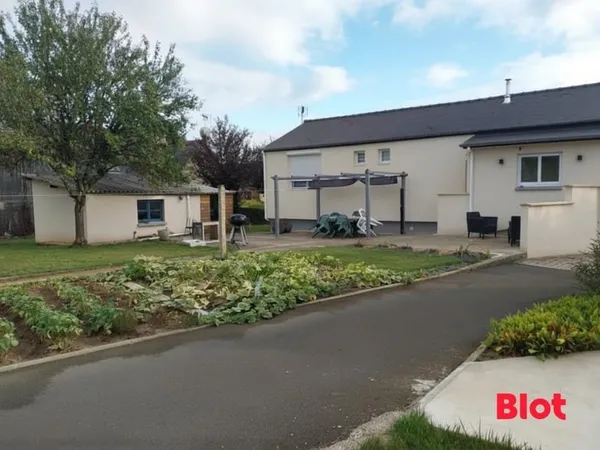 A VENDRE EN EXCLUSIVITE BLOT IMMOBILIER - MAISON 2 CHAMBRES - 1320 m² JARDIN - Teillay