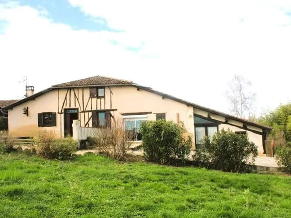 Ferme 9 pièces 267 m²