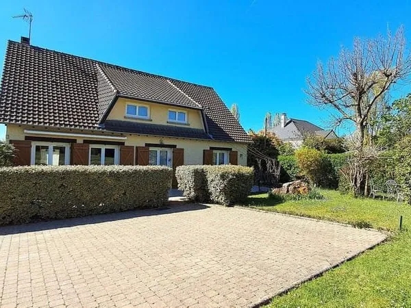 Maison 6 pièces 158 m²